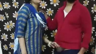 Jiju fuck comfortably, don't you intend to tear your pussy in hindi audio